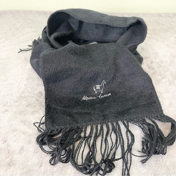 Alpaca wool scarf with fringes black - Picture 1 of 4